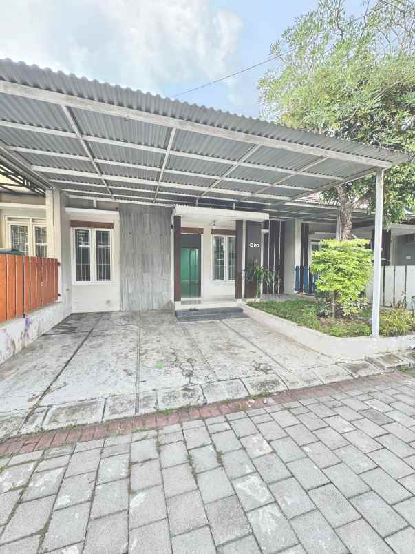 rumah cantik siap huni di banguntapan bantul