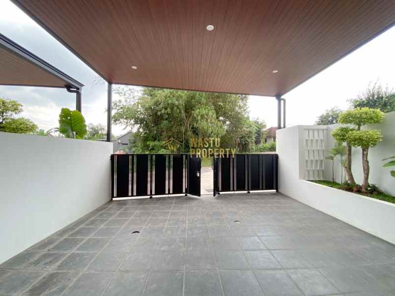 rumah cantik siap huni di wedomartani ngemplak
