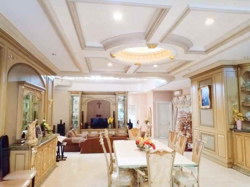 rumah classic araya mewahh row double way main road