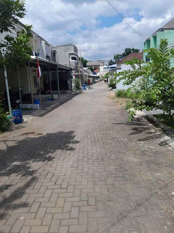 rumah dalam cluster daerah tembalang semarang