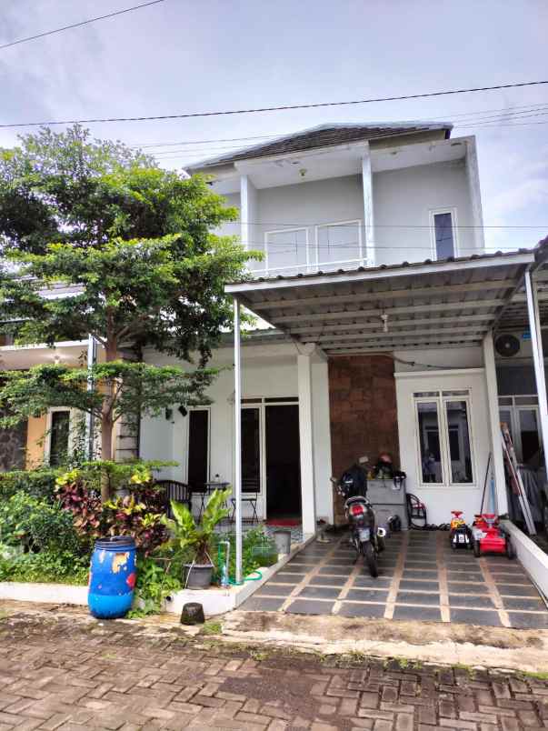 rumah dalam cluster daerah tembalang semarang