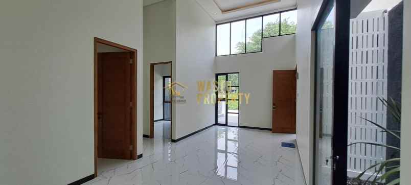 rumah desain mewah tanah luas di ngaglik sleman