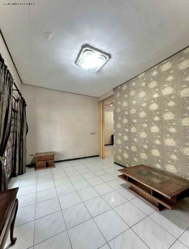 rumah dharmahusada indah strategis