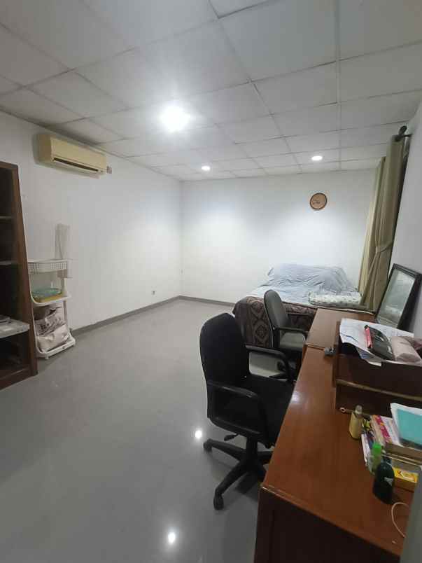 rumah di pancoran dijual