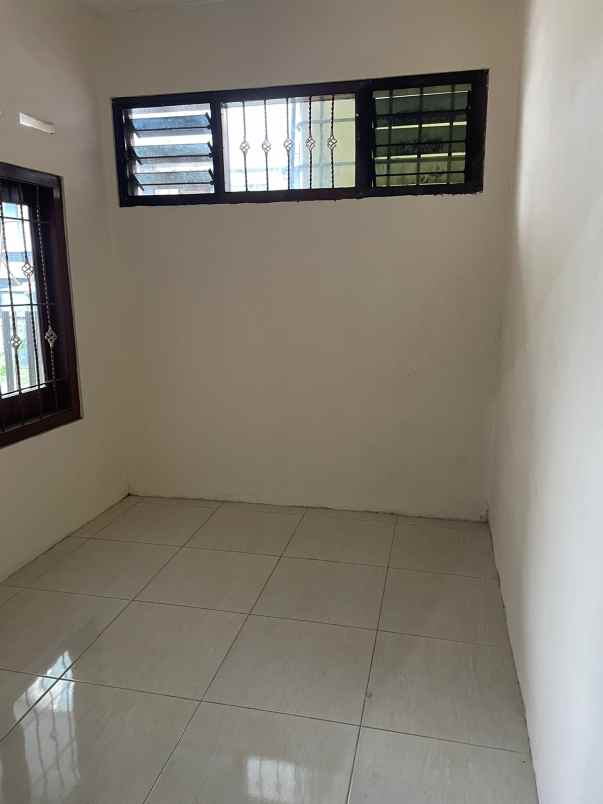 rumah dijual pusat kota surabaya siap huni