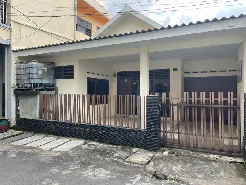 rumah dijual pusat kota surabaya siap huni