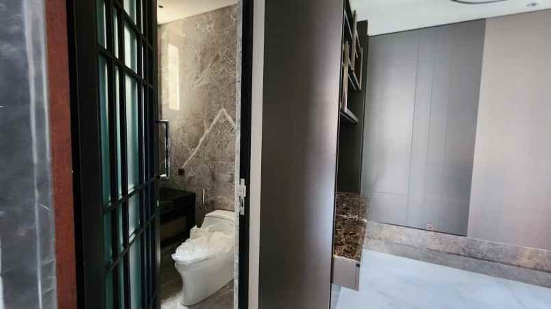 rumah dijual regency 21 rungkut surabaya timur