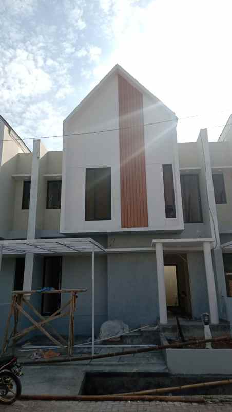 rumah dua lantai harga minimalis