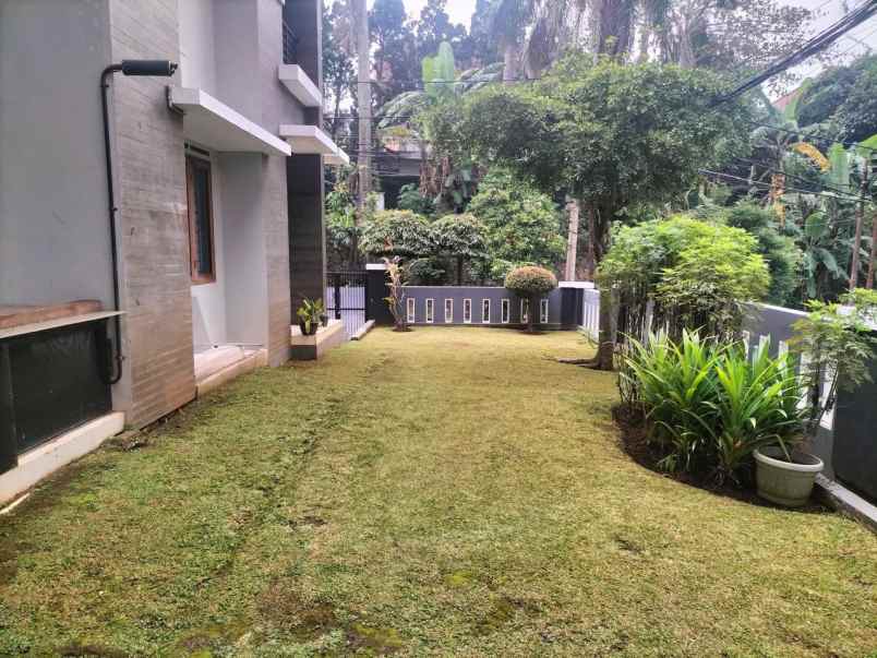 rumah gegerkalong mewah posisi hook
