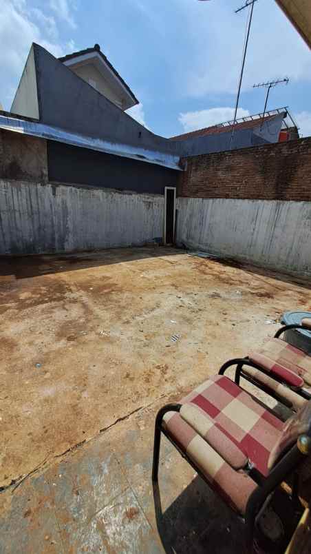 rumah graha taman bunga bsb city semarang