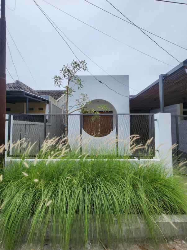 rumah idaman di taman rahayu cigondewah