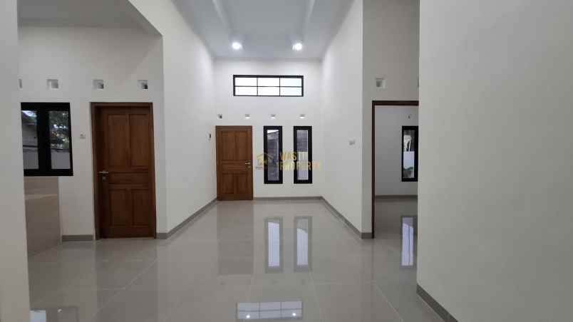 rumah idaman siap huni 700jt di purwomartani shm