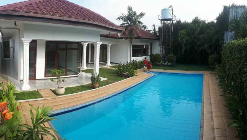 rumah jl h jian cipete