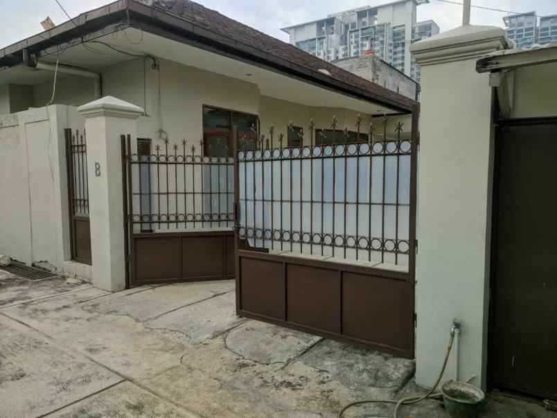 rumah jl h jian cipete