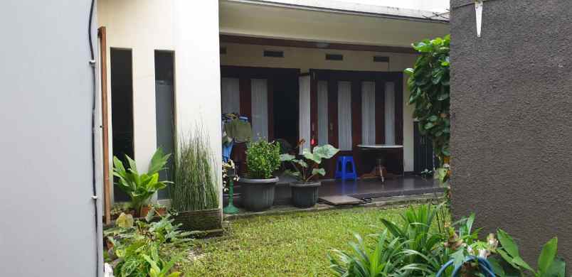 rumah jl nasional lll