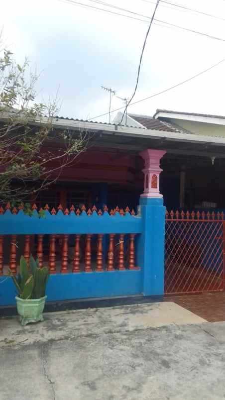 rumah jl raya cibening kel