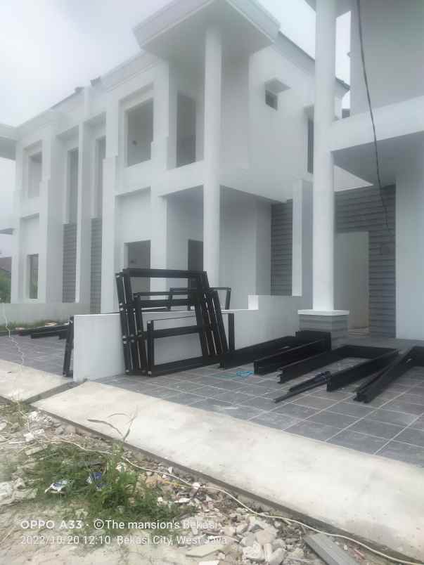 rumah jl raya kaliabang tengah