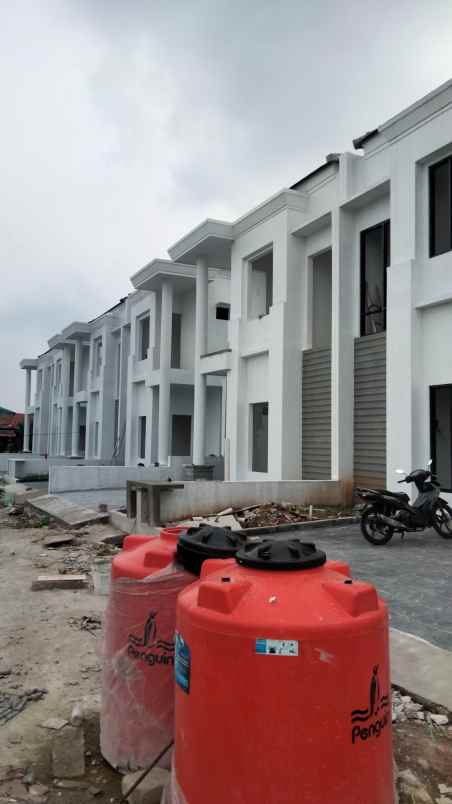 rumah jl raya kaliabang tengah