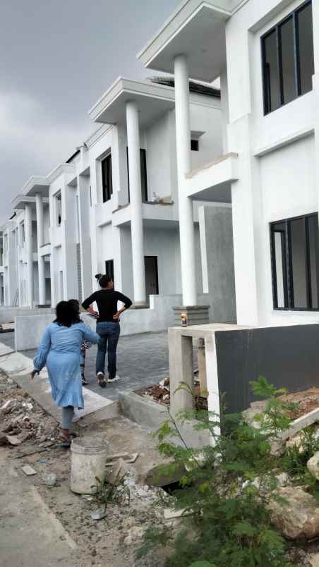 rumah jl raya kaliabang tengah