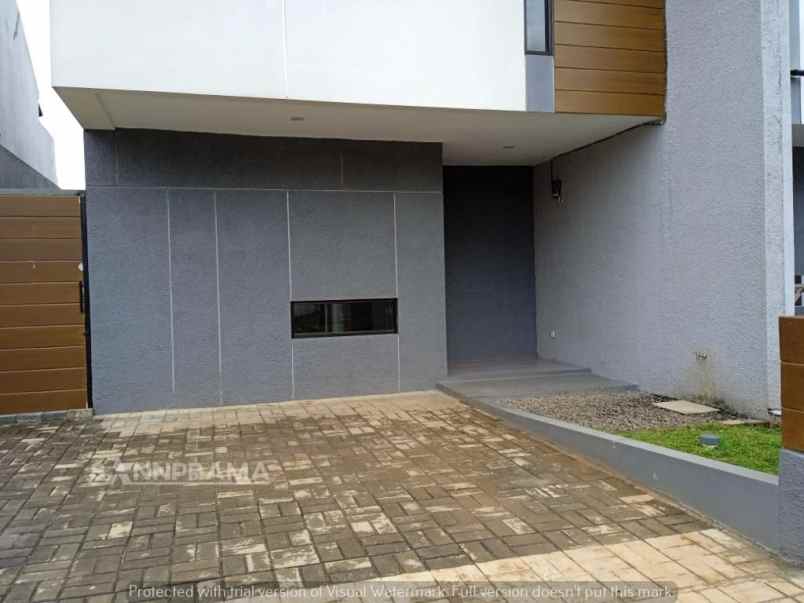 rumah jl rw dolar rt 003 rw 007