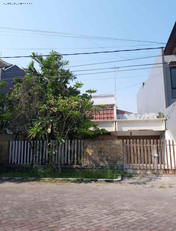 rumah lama di manyar kartika strategis hitung tanah