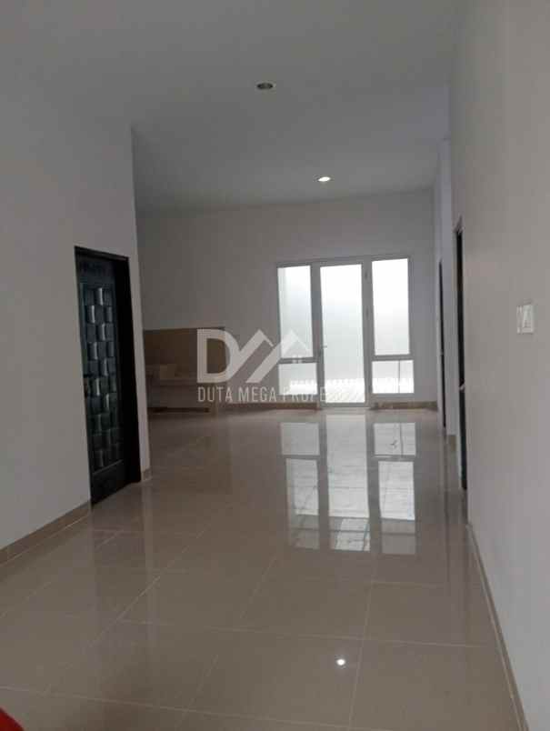 rumah luas 1 lantai di villa melati mas bsd
