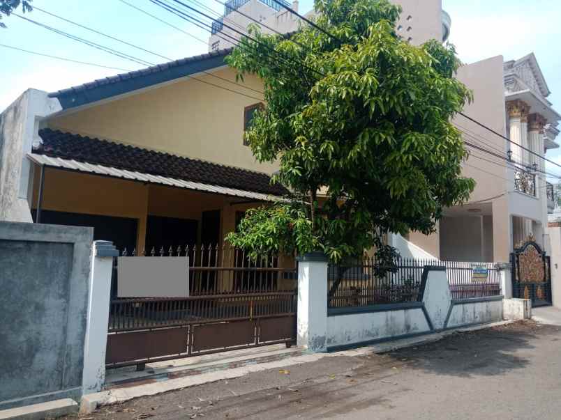 rumah luas area jalan pesantren cimahi