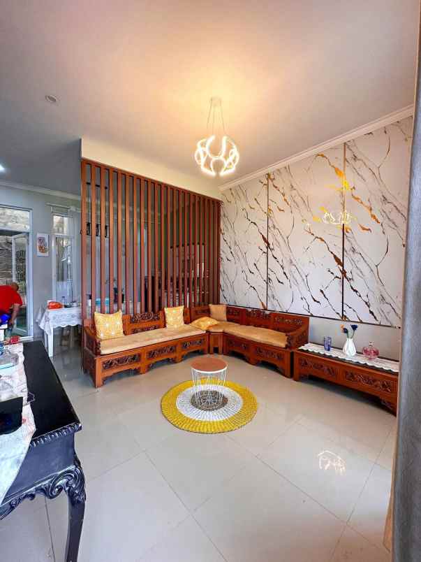 rumah luas di pondok melati bekasi dekat raya kodau