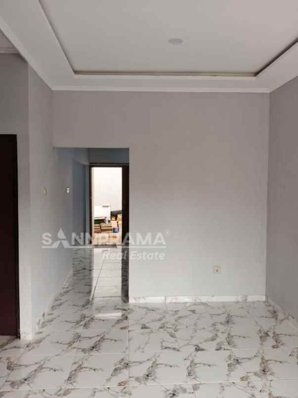 rumah luas full renov siap huni di citayam rn