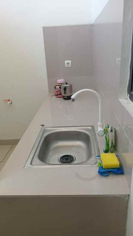 rumah madern di setu bekasi