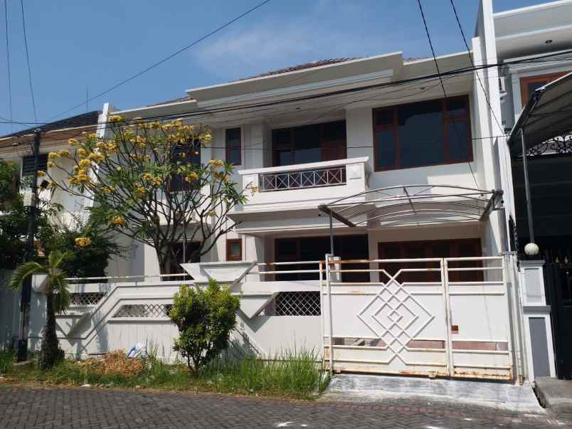 rumah manyar kertoadi lt180m2 surabaya timur baguuuss