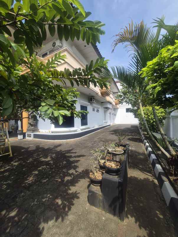 rumah mewah dalam komplek elit di duren sawit jaktim