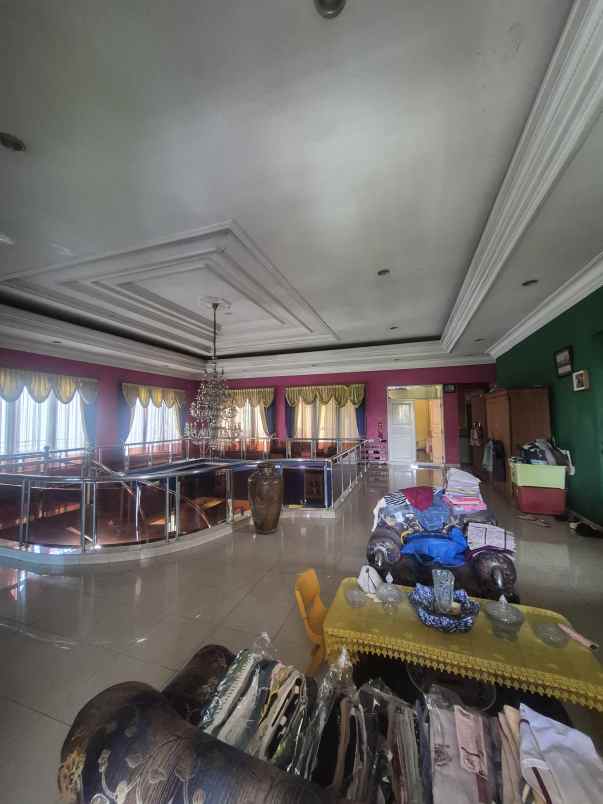 rumah mewah dalam komplek elit di duren sawit jaktim