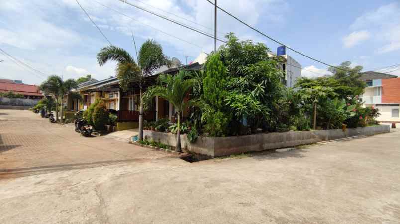 rumah mewah fasilitas lengkap di jatisampurna bekasi