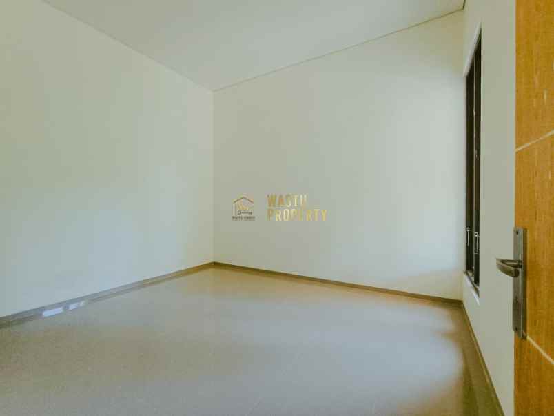 rumah mewah modern siap huni dekat uii budi mulia 2