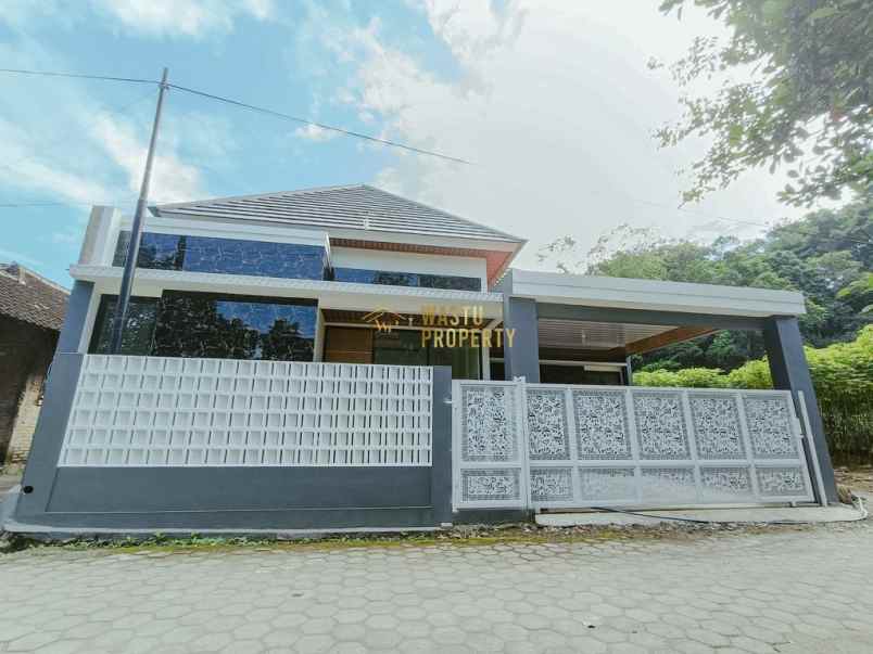 rumah mewah modern siap huni dekat uii budi mulia 2