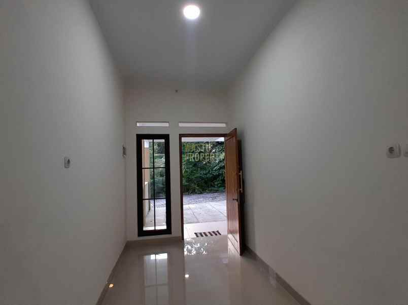 rumah minimalis dekat kampus uii dan sekolah al azhar