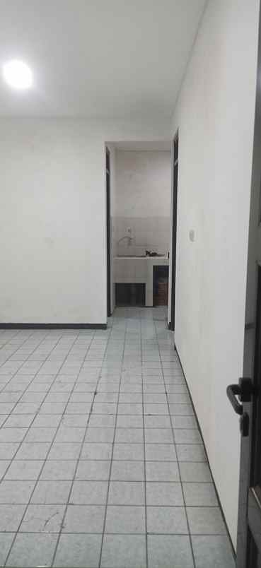 rumah minimalis modern di jalan cigadung dago bandung