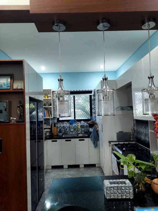 rumah minimalist modern di canggu utara bali