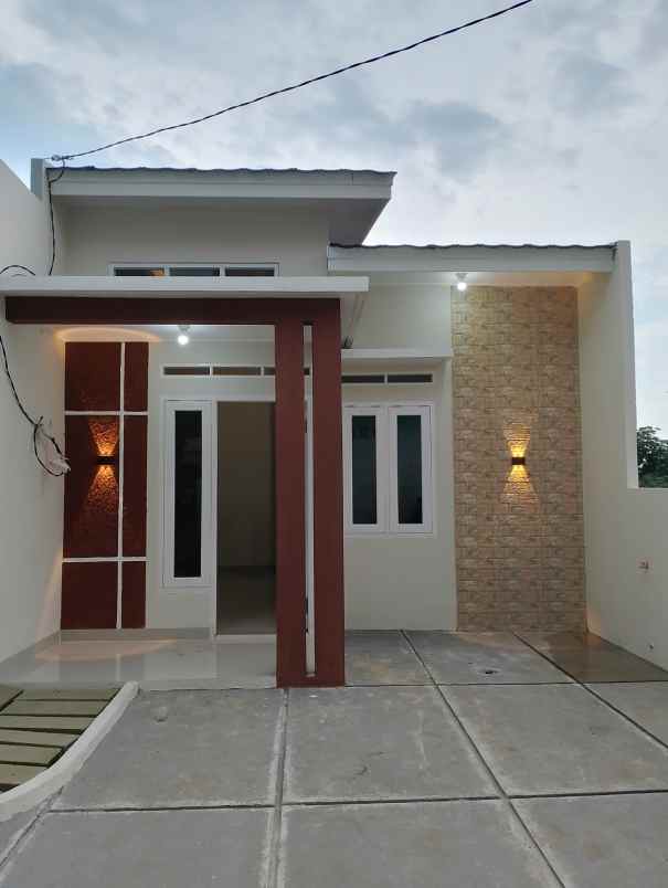 rumah modern dijual ready nyaman dan strategis