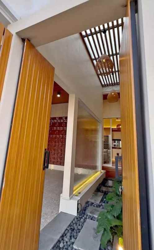 rumah modern smart home system di sukun malang