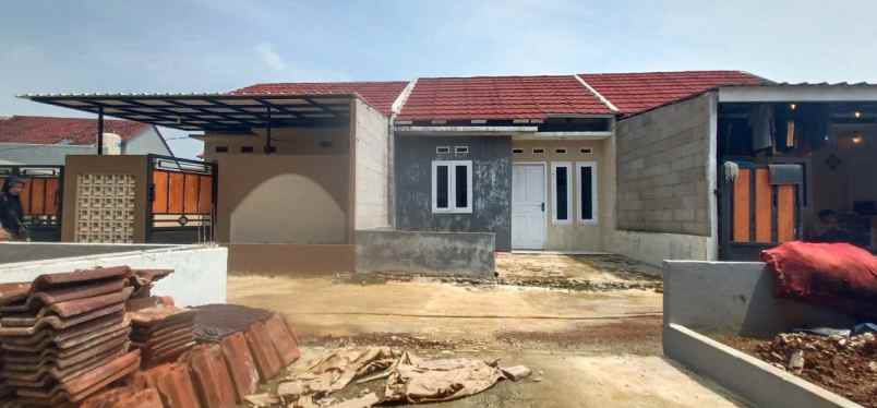 rumah murah banget dekat stasiun cilebut