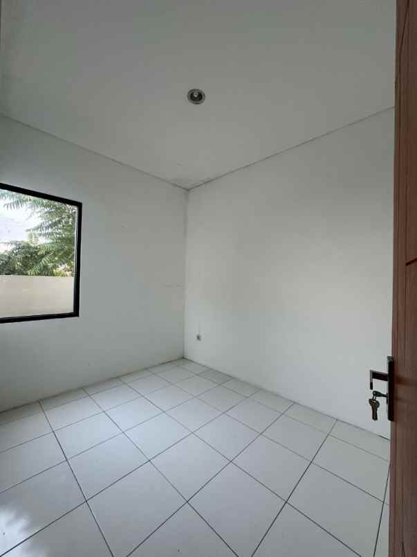 rumah murah baru hanya 3 6 km ke upi setiabudi bandung