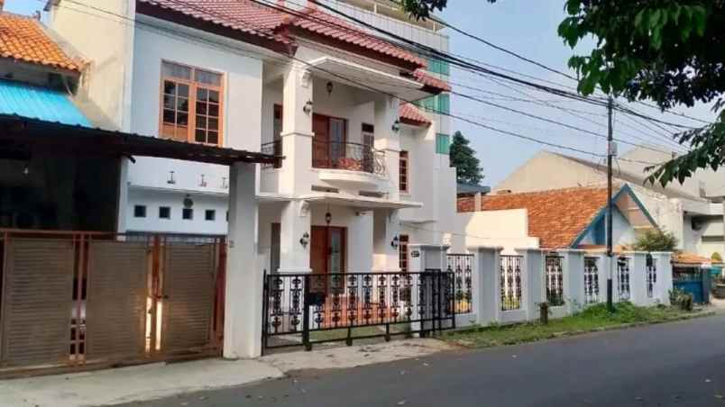 rumah murah dalam komplek kalibata jakarta selatan