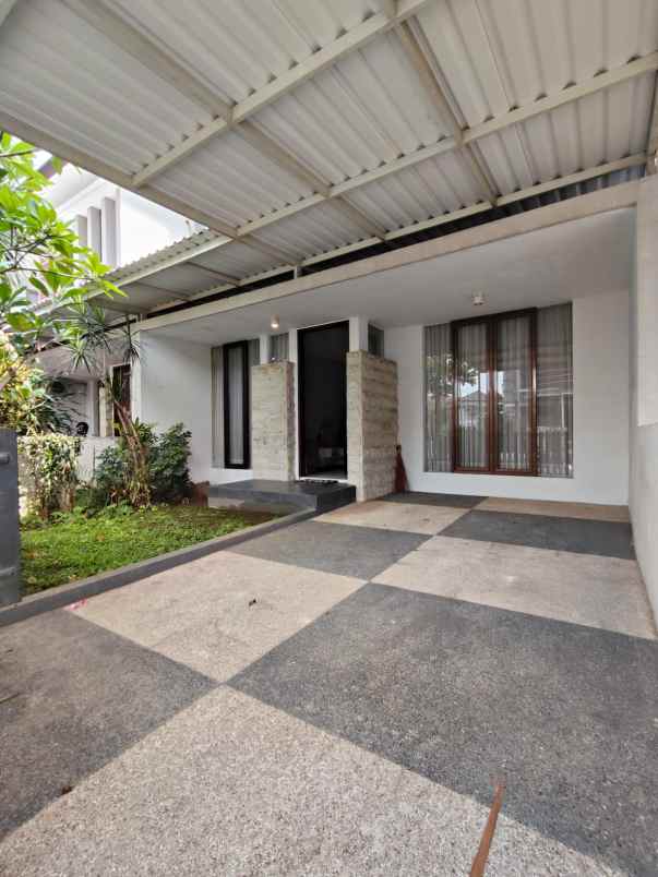 rumah nyaman luas modern strategis di sawojajar malang