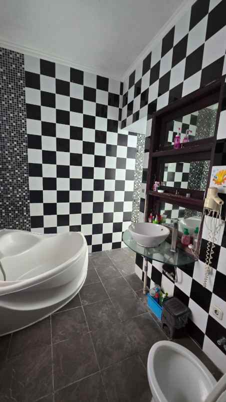 rumah san diego pakuwon city siap huni furnished