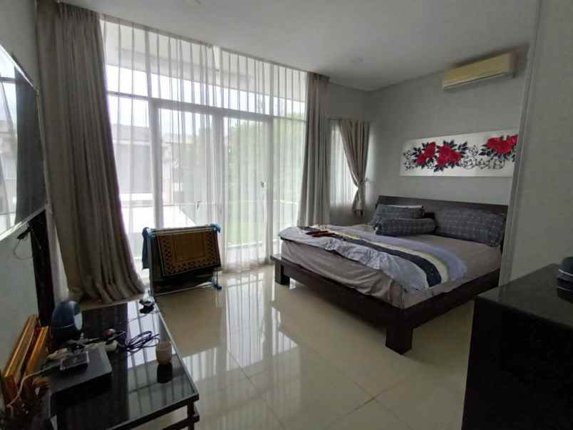 rumah sarijadi dekat kampus maranatha dan tol pasteur