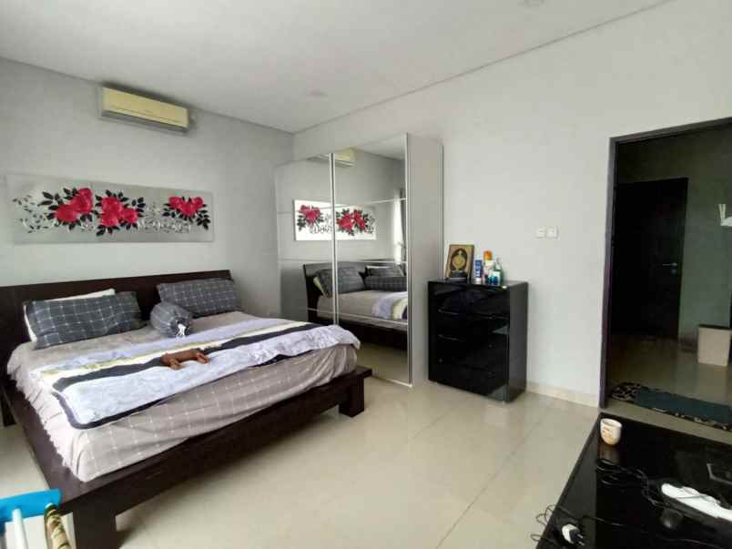 rumah sarijadi dekat kampus maranatha dan tol pasteur