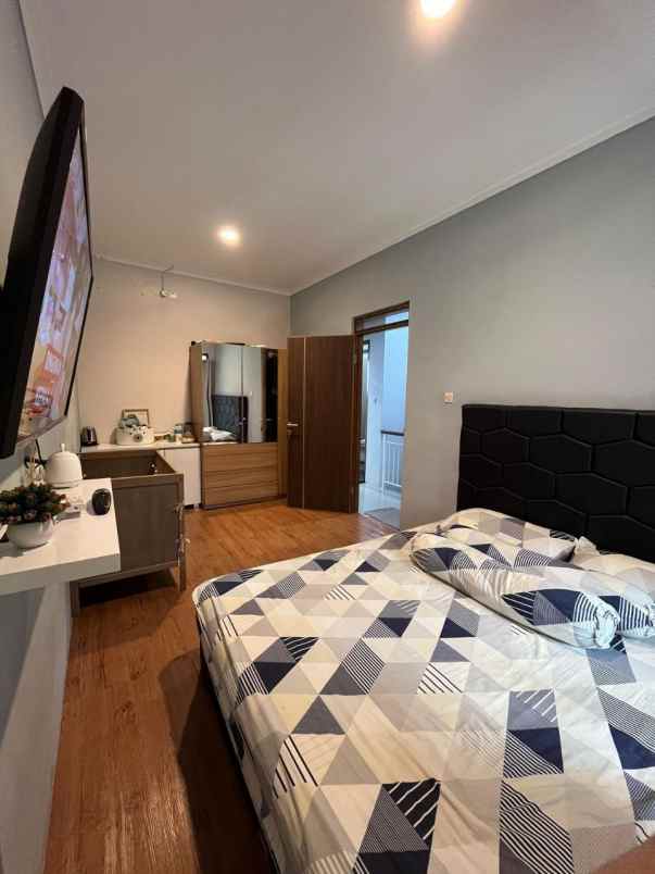 rumah sariwangi dekat gegerkalong sarijadi bandung