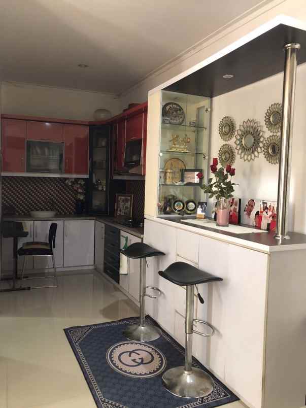 rumah second terawat dalam cluster di kalisari jaktim